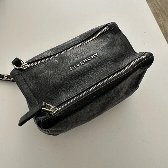 Givenchy Pandora Leather Black Wristlet Pouch Authentic - Picture 9 of 9